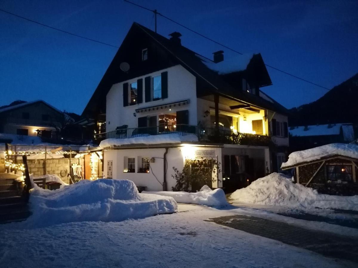 Haus Holunder Weissbriach Apartment Exterior photo