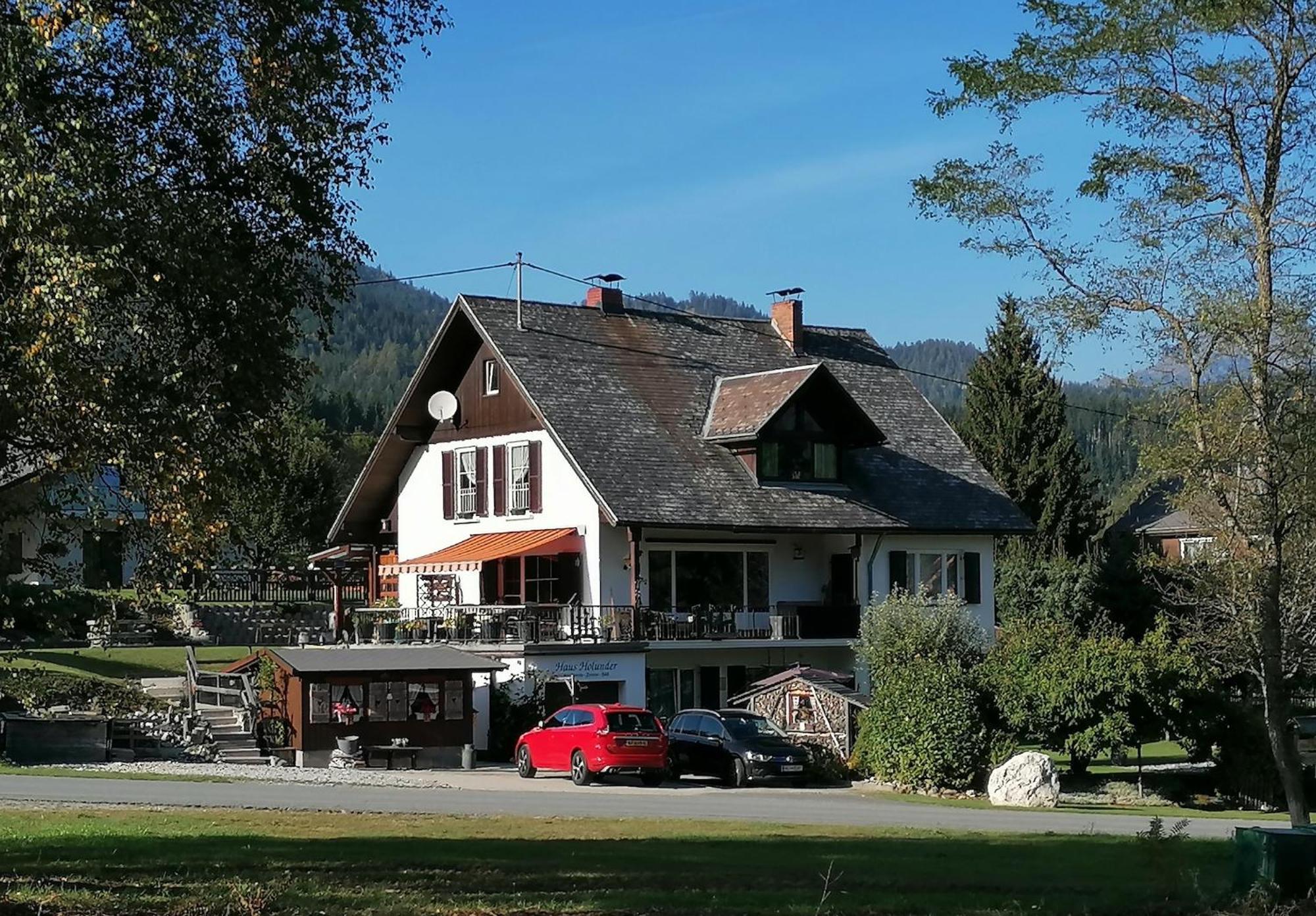 Haus Holunder Weissbriach Apartment Exterior photo