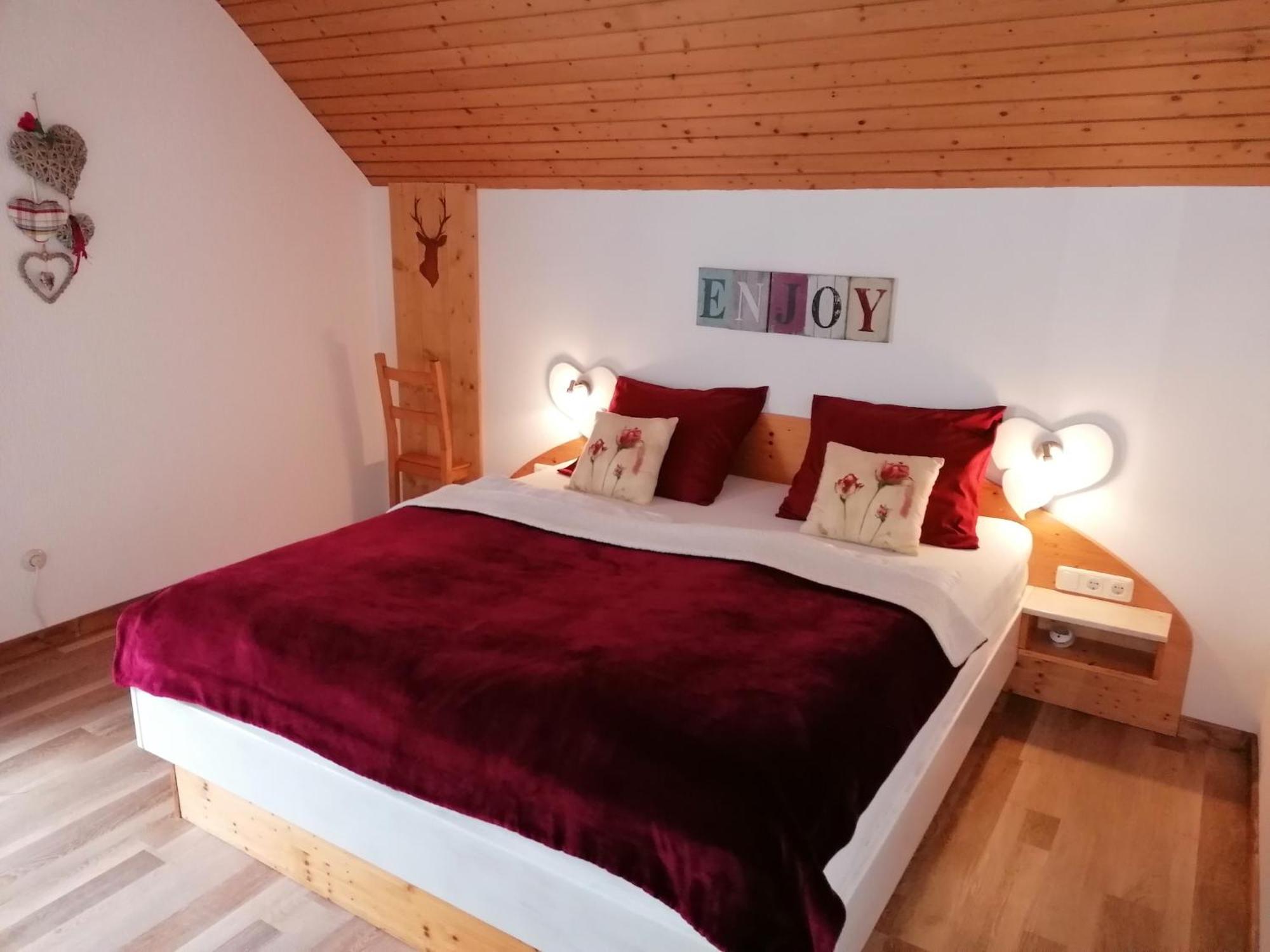 Haus Holunder Weissbriach Apartment Room photo