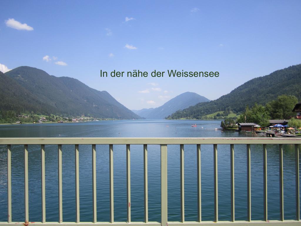 Haus Holunder Weissbriach Apartment Exterior photo